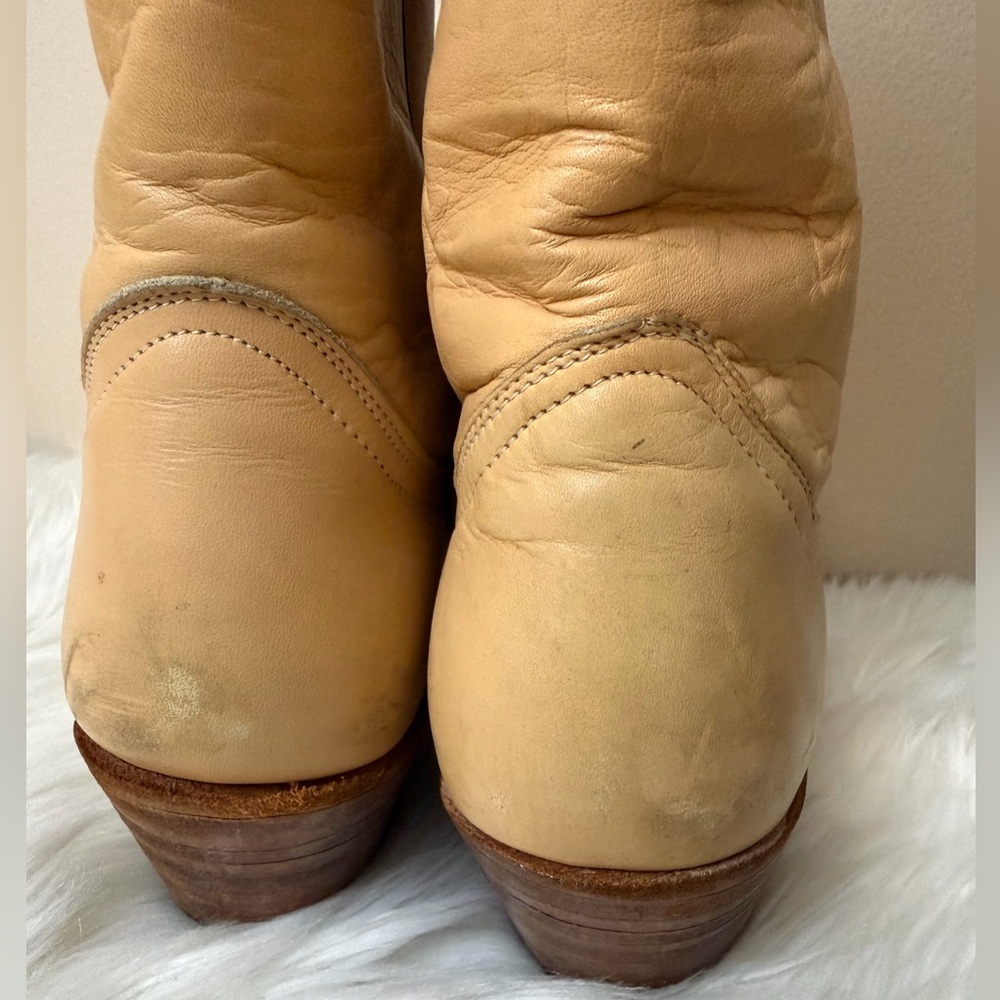 VTG Frye 2308 Western Cowboy Boots Beige Cream Tan size 9.5 Made In USA - Picture 9 of 11